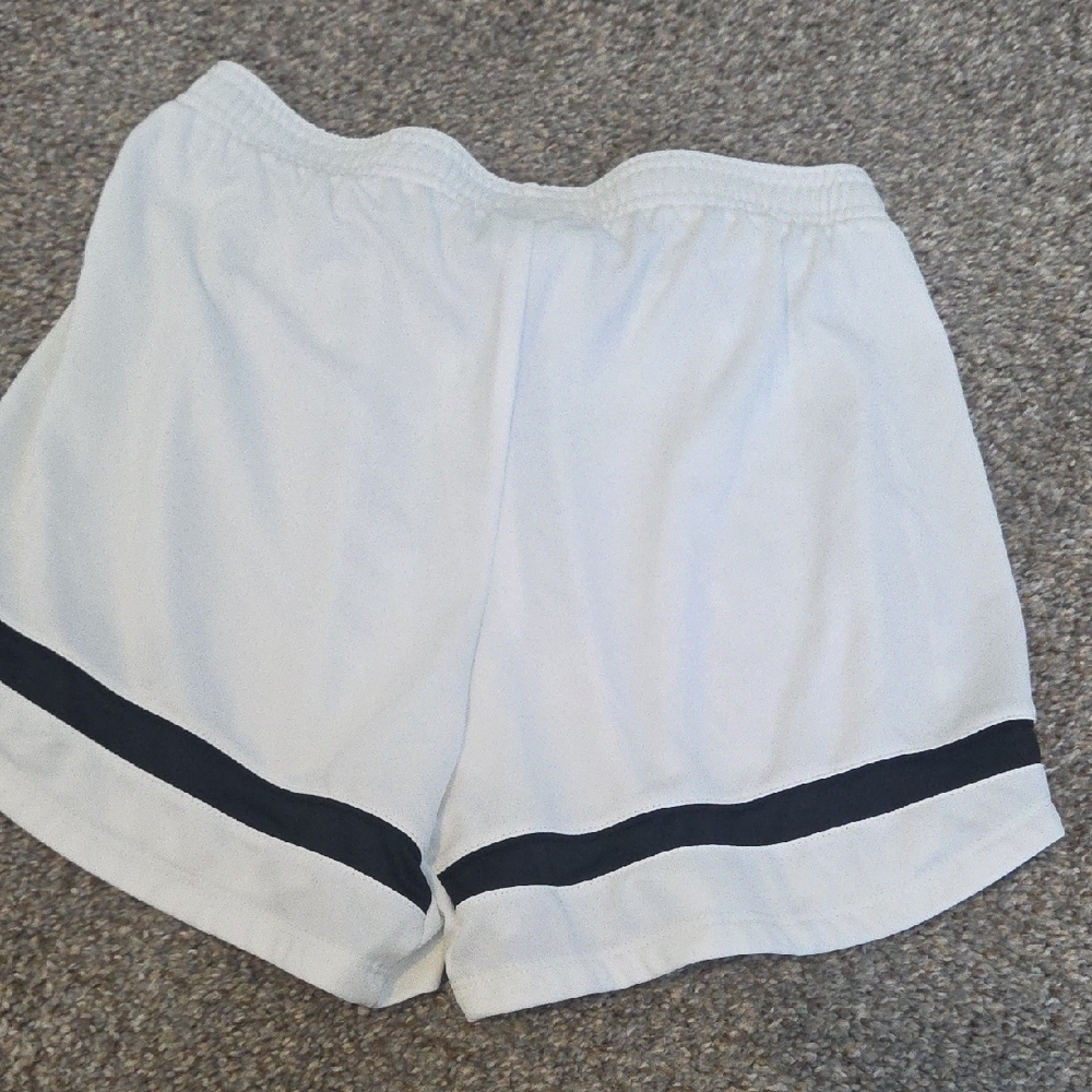 Nike Shorts Set - Black, Navy, and White - Picture 9 of 10